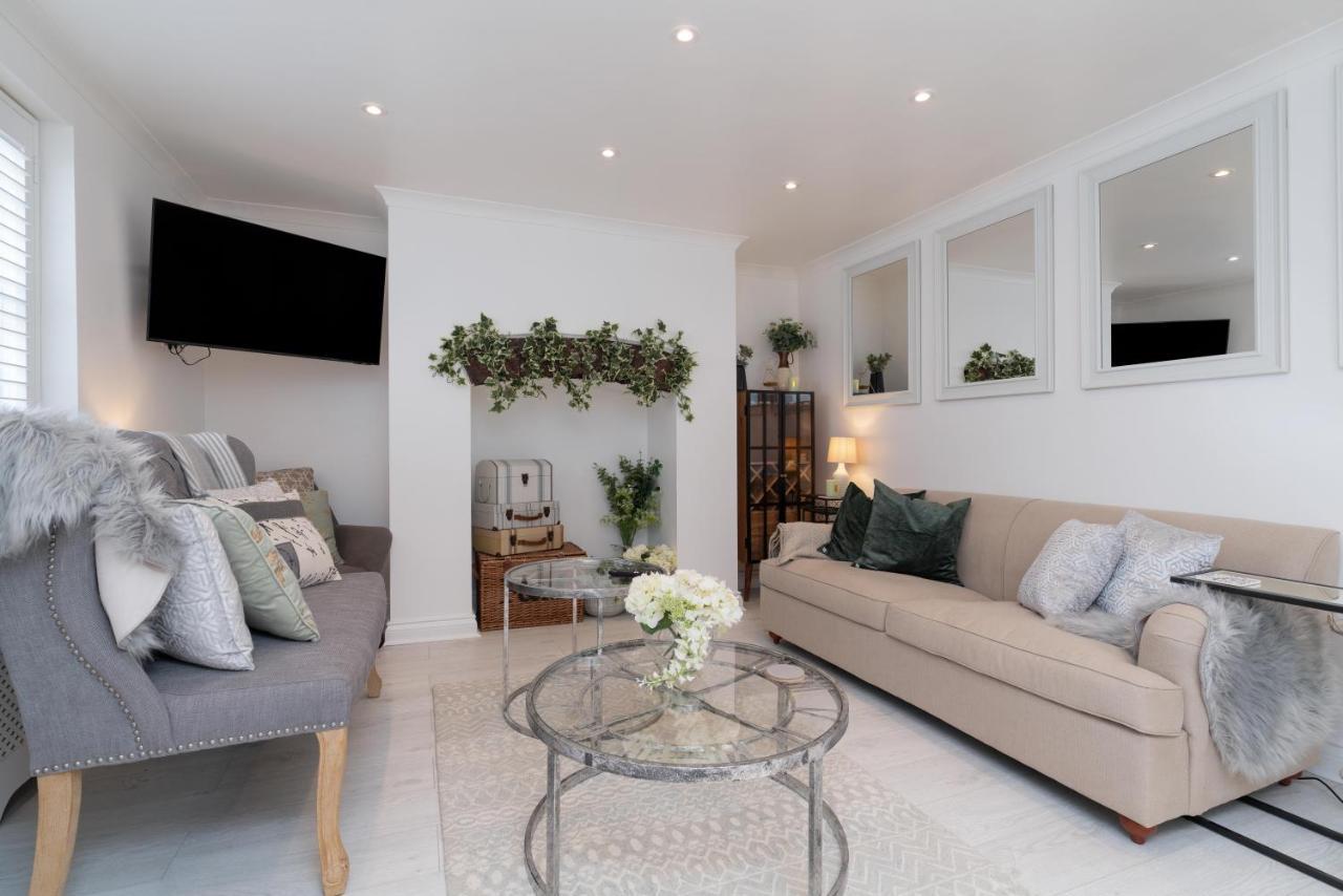 Gloucester Place Townhouse And Hot Tub! Casa de férias Cheltenham